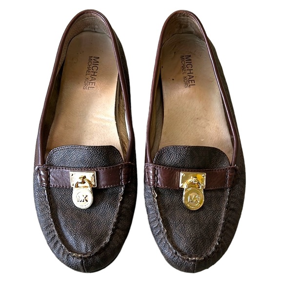 Michael Kors Hamilton Brown MK Logo Gold Padlock Loafers - 9 - Picture 6 of 16